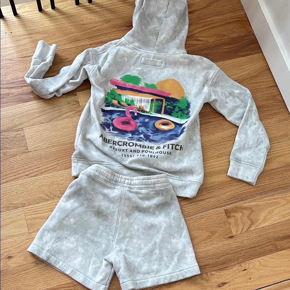 Abercrombie & Fitch Gray Kids Matching Set